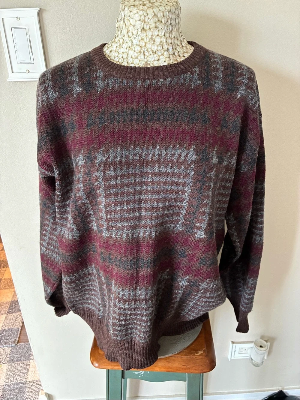 Vintage 80s 100% Men's Virgin Wool sweater